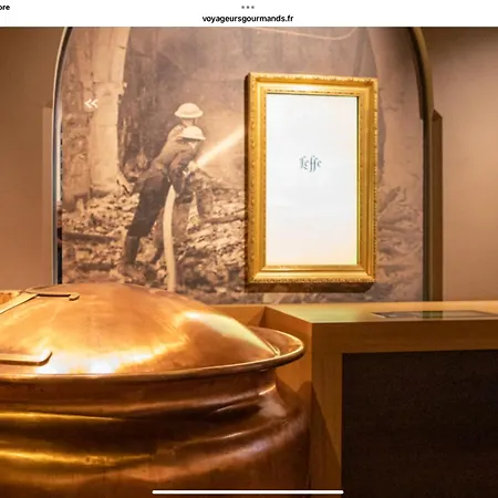 Au Coeur De *